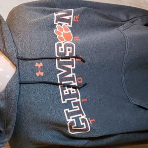 Under Armour Hoodie